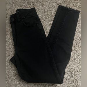 American Eagle Black Skinny Jean